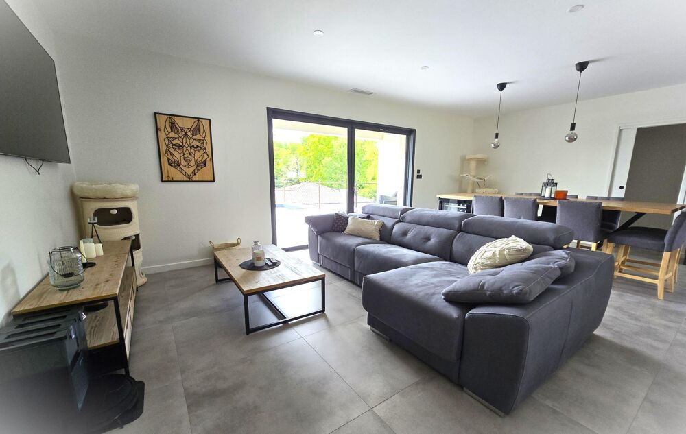 Vente Maison Maison t5 de 166 m² avec piscine et grand garage Escosse