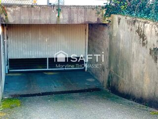  Parking / Garage  vendre 17 m