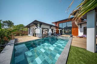  Maison � vendre 6 pi�ces 240 m� La teste-de-buch