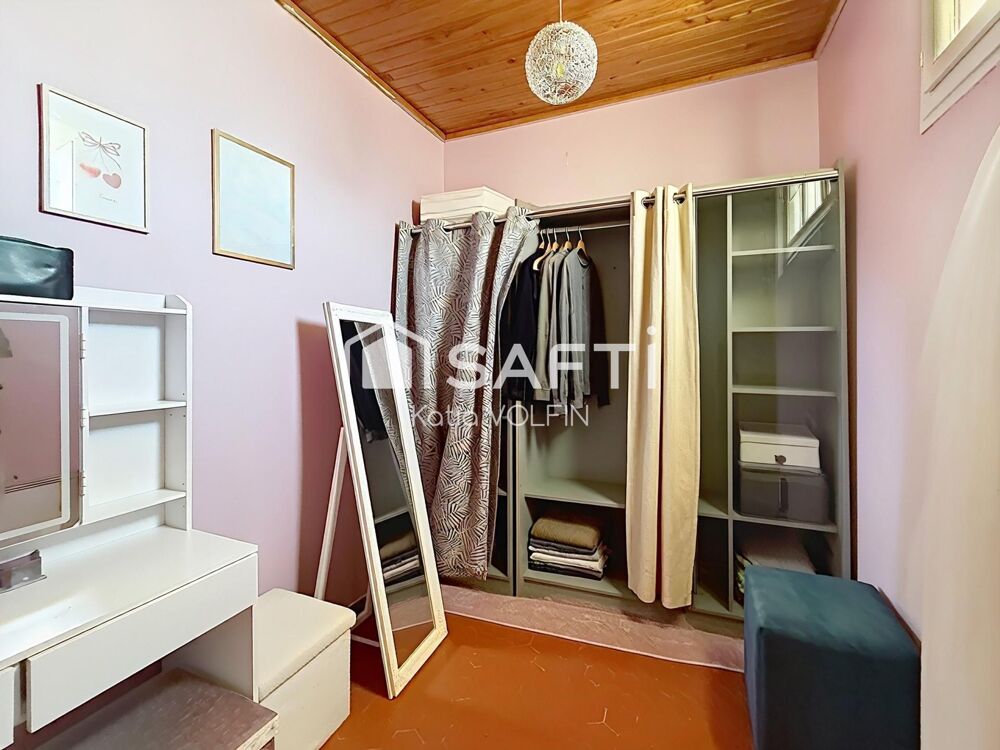 Vente Appartement T3 , 42m2 dernier étage sur cour au calme Marseille 10