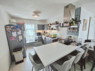 Vente Appartement Récent, lumineux, Ascenseur. 1 parking.Proche Tram Bordeaux