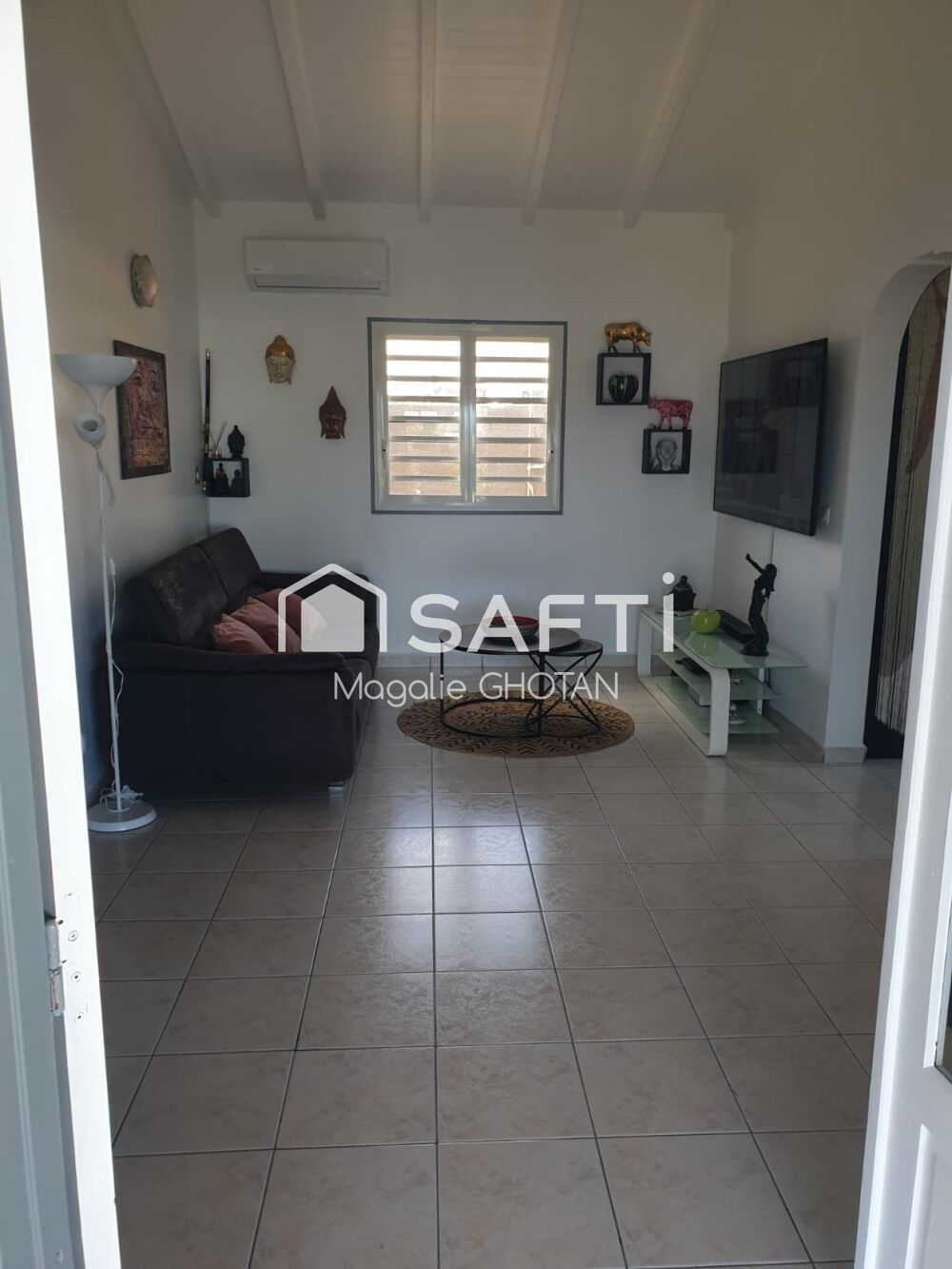 Vente Maison super villa situ� dans lieu calme Port-louis