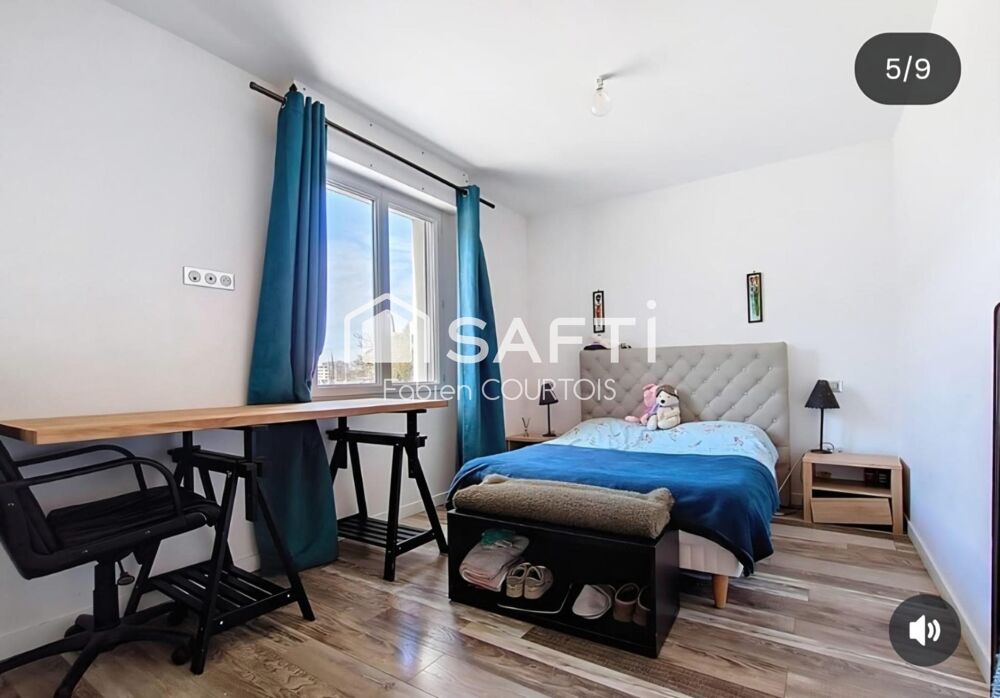 appartement avec belle surface , 4 CHAMBRES , clair et au calme .