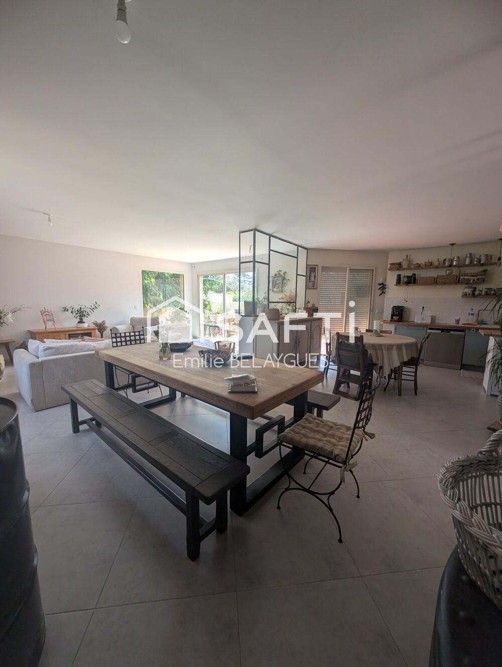 Superbe plain-pied + dépendance et piscine !