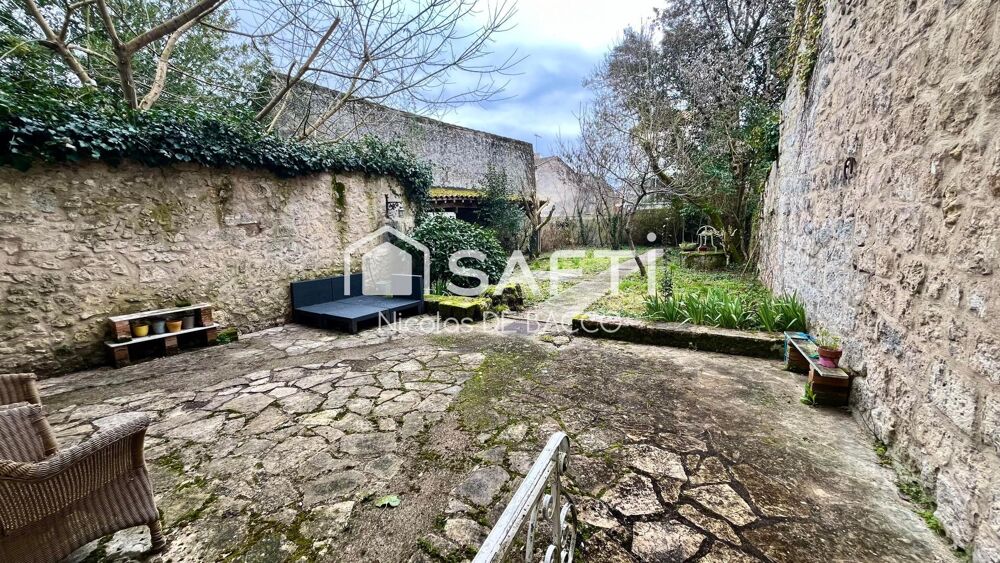 Vente Maison Maison de ville 8 pieces, 5 chambres, 289 m2 Casteljaloux