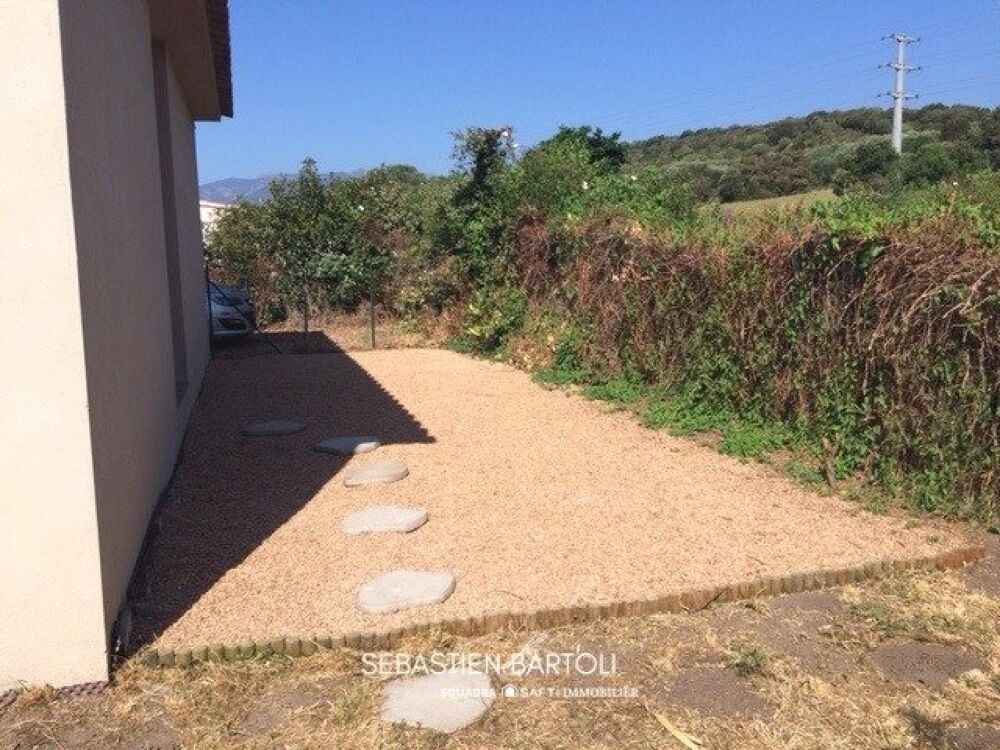 Vente Maison Maison individuelle T3 de 72m2 avec garage Porto-vecchio