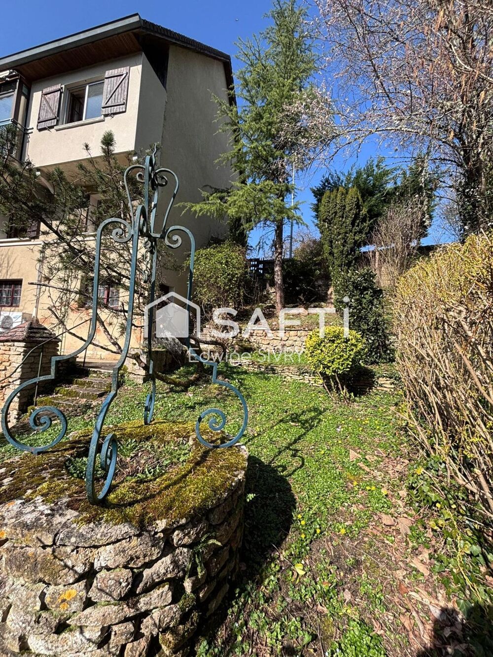 Vente Maison Maison 186 m² avec jardin 680 m² et logement indépendant Semur-en-auxois