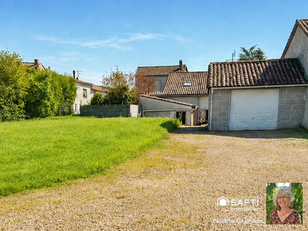 Commerces accessibles à pieds, jardin clos, garage