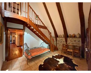  Maison  vendre 15 + pices 300 m