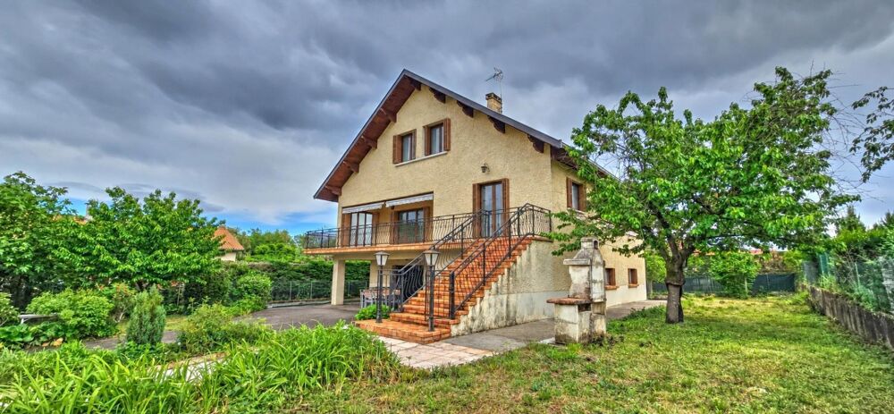 225 m² pour vivre et travailler à domicile au Danet