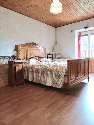  Maison  vendre 10 pices 230 m