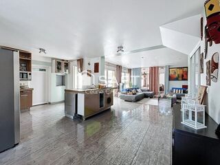  Immeuble � vendre 339 m�