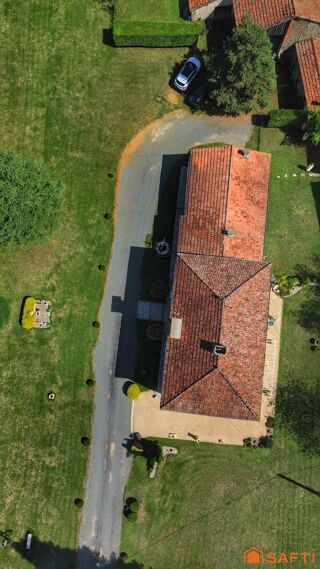  Maison � vendre 12 pi�ces 263 m�