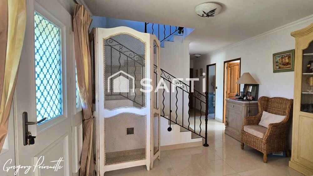 � vendre  Maison Hy�res (83400)