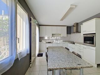  Maison à vendre 7 pièces 184 m²