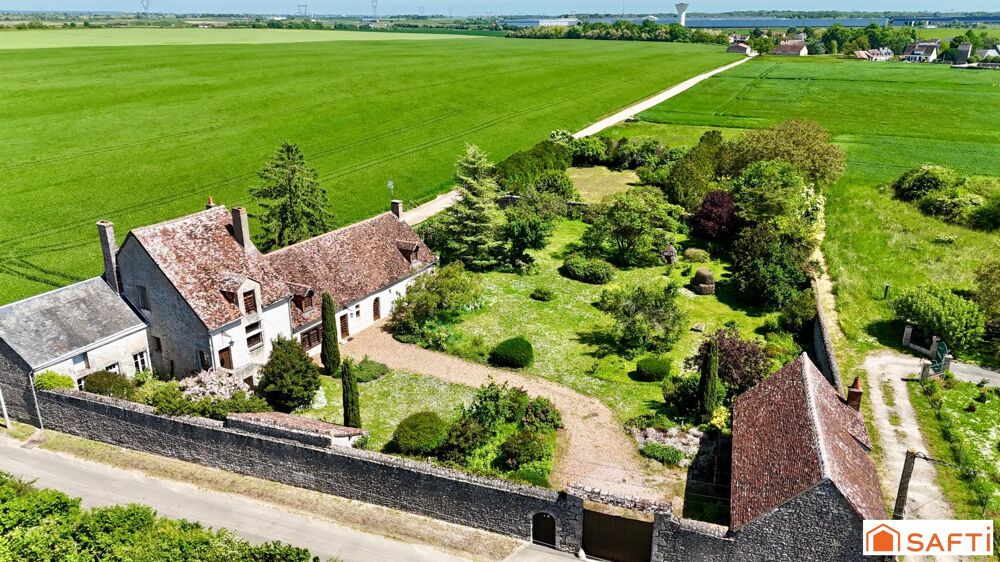 285 m2 hab et dépendances sur 4036 m2 clos de murs