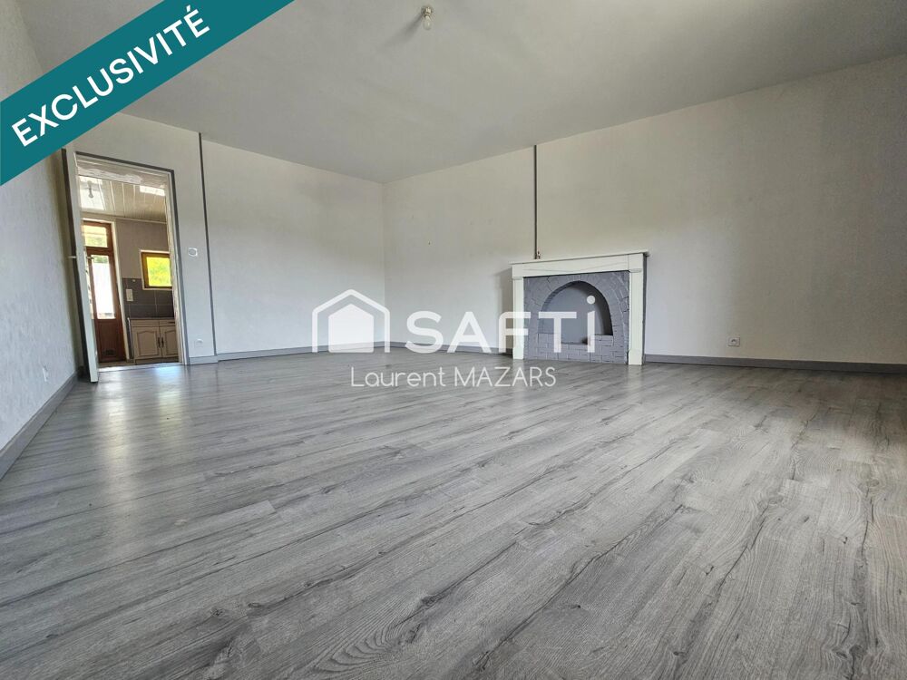 Vente Immeuble IMMEUBLE AVEC DEUX APPARTEMENTS, GARAGES, CAVES ET COUR PRIVATIVE. Cransac