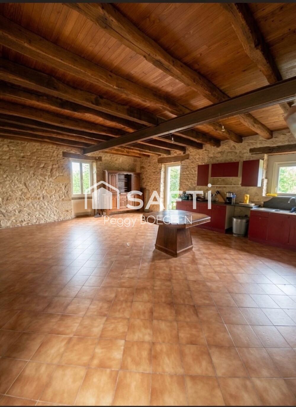 Superbe maison en pierres de 156 m2 cachet et potentiel indéniable