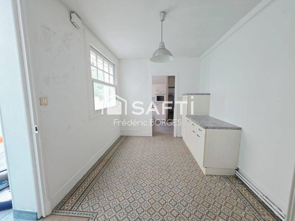 BOHAIN-EN-VERMANDOIS  MAISON DE MAÎTRE RÉNOVÉE · GRAND JARDIN CLOS DE 1014 m² · DÉPENDANCE 100 m² Garage