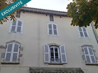 Vente Maison Elégante maison de ville  , au coeur de Maurs , jolie cité Cantalienne ! Maurs
