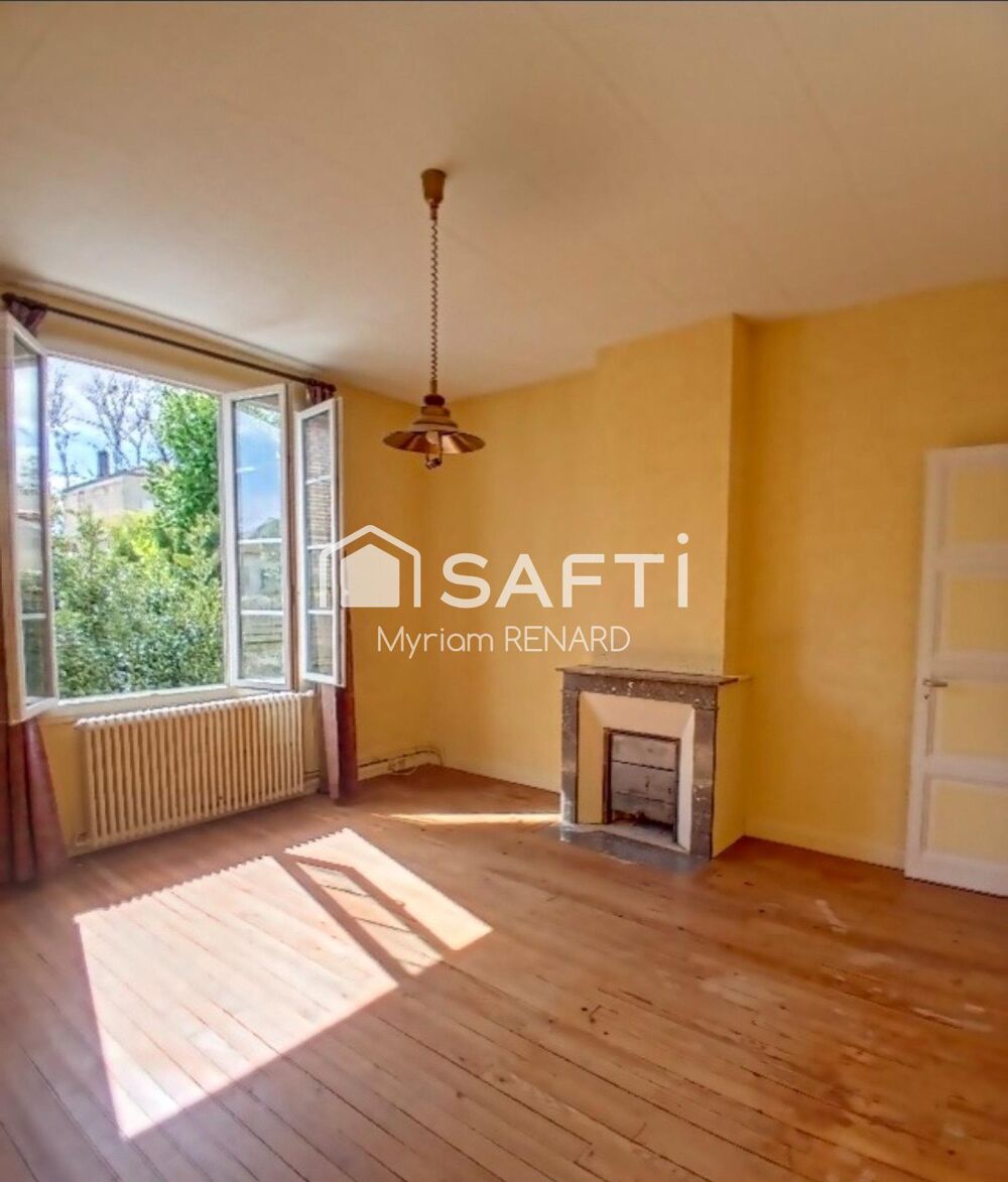 Vente Maison Maison de ville avec jardinet, type T3, d'environ 86 m2 Saintes