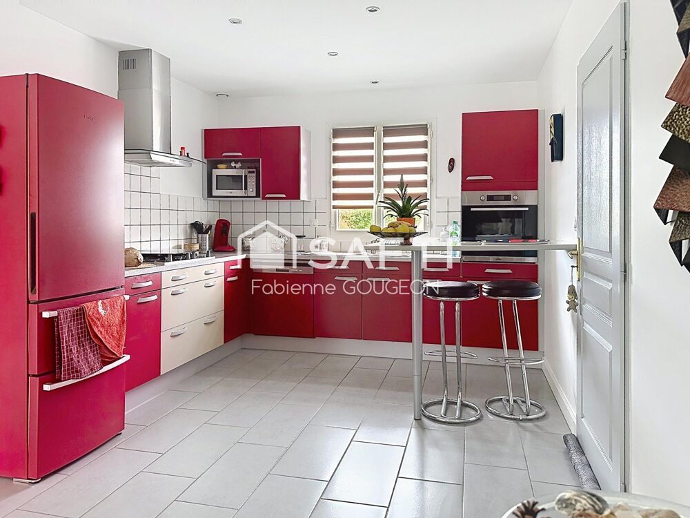 Vente Maison UNE MAISON OÙ IL FAIT BON VIVRE... IL NE MANQUE PLUS QUE VOUS ! Marillac-le-franc