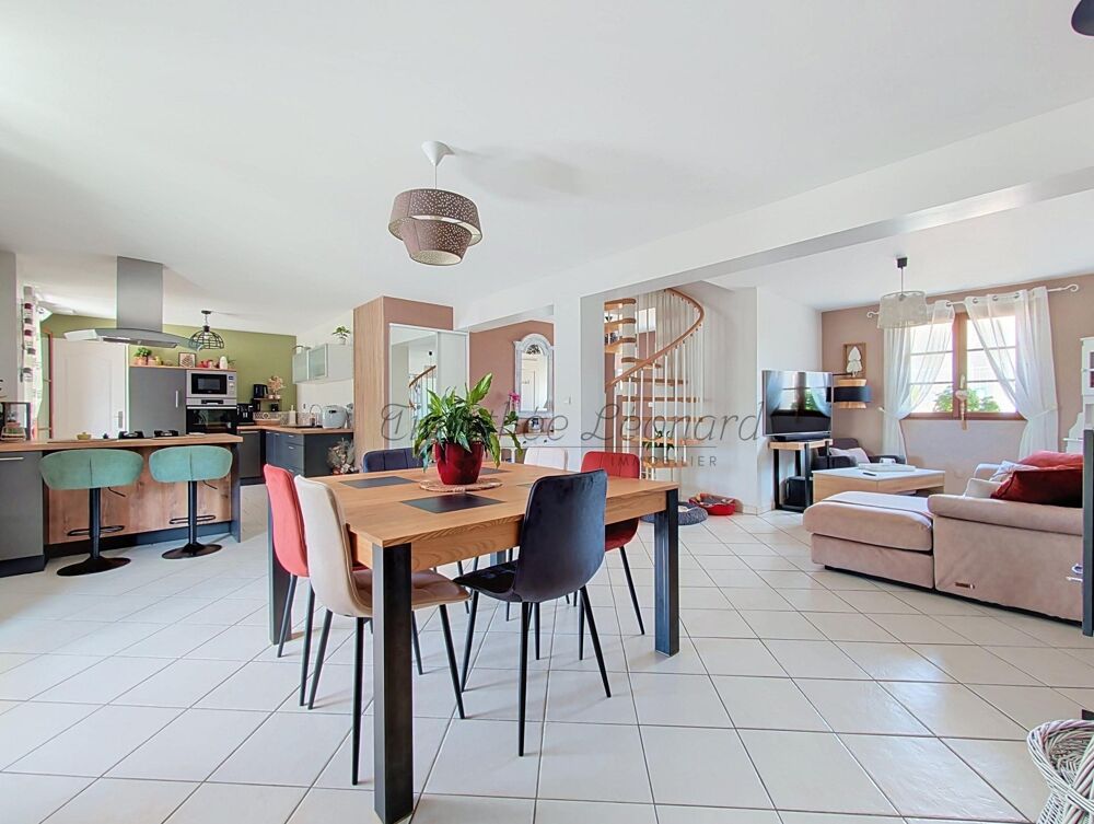 Maison familiale 4 chambres avec suite parentale