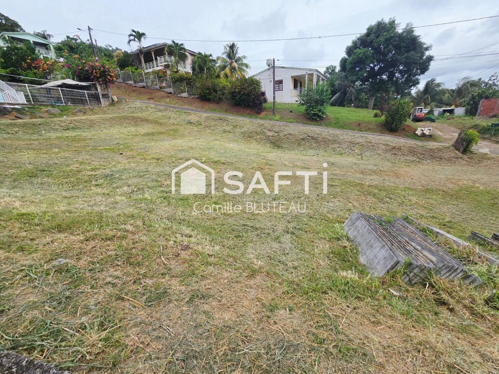 Vente Terrain Terrain constructible de 835m2 Ducos