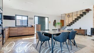  Maison � vendre 5 pi�ces 198 m�