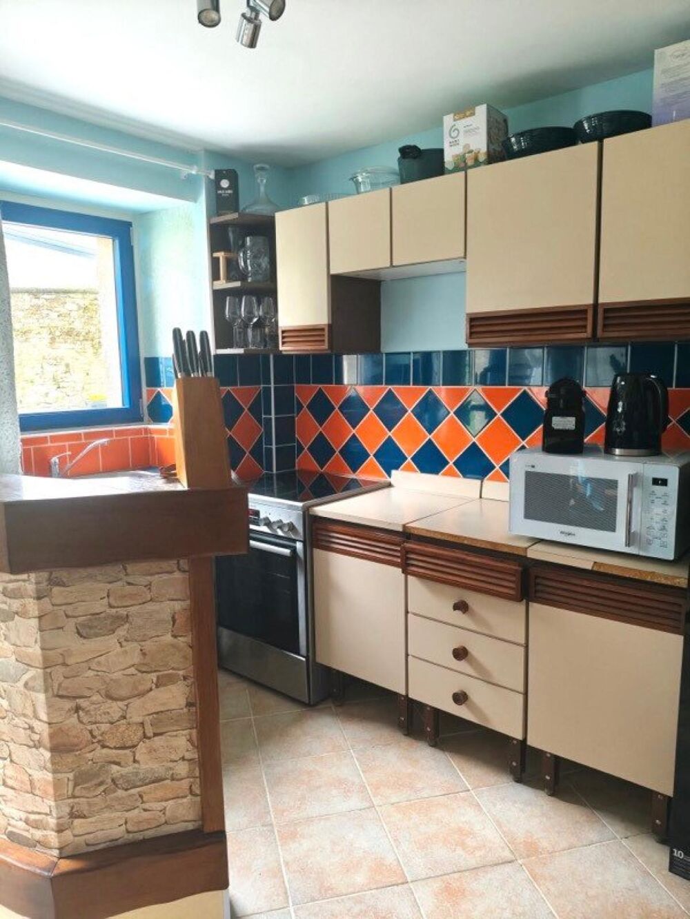 Vente Maison Peaule: petite maison en pierre en impasse! Peaule