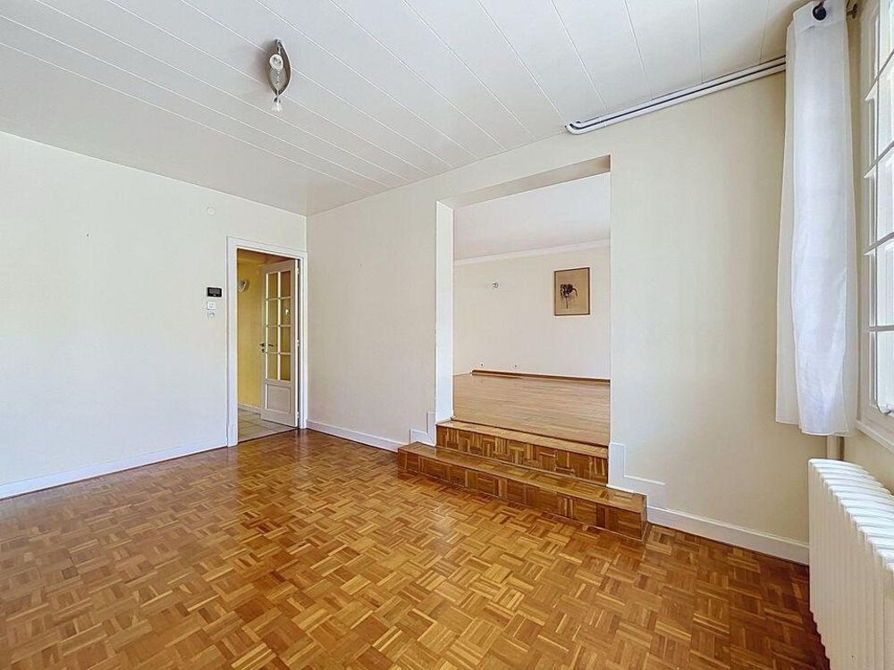 Maison F7 avec beau terrain