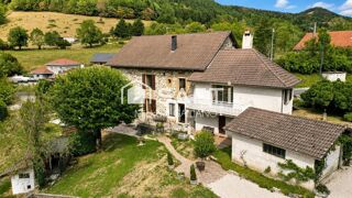  Maison à vendre 12 pièces 307 m²