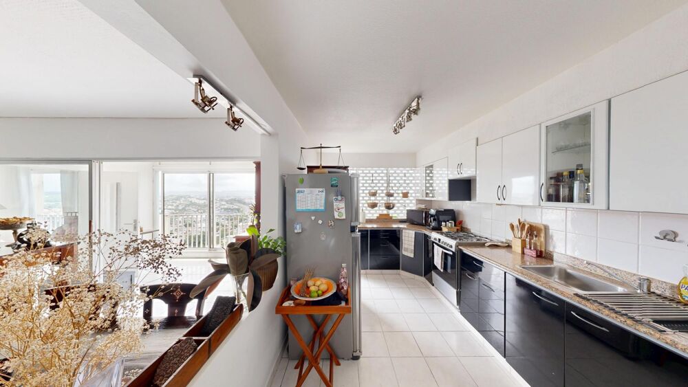 Vente Appartement Vue incroyable avec potentiel locatif et parking Fort-de-france