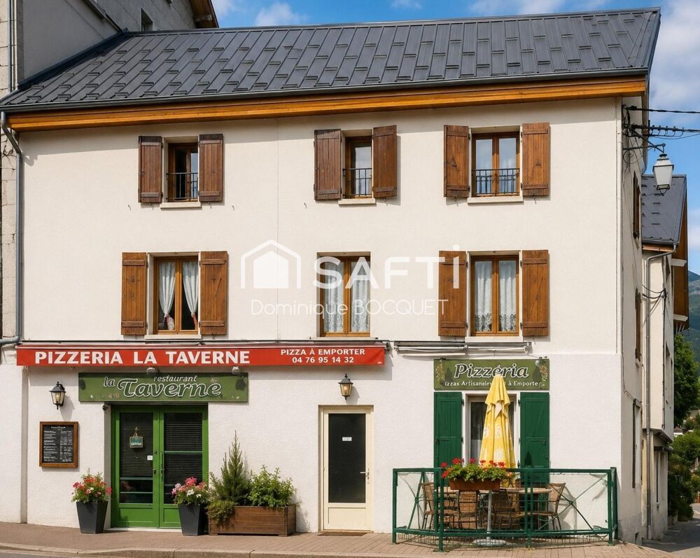 Vente Immeuble Centre de Villard de Lans, Immeuble comprenant un Fonds de commerce de restaurant 100 m2 avec terrasse 30 places et cave de 40 m Villard-de-lans