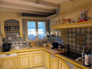  Maison � vendre 8 pi�ces 216 m�