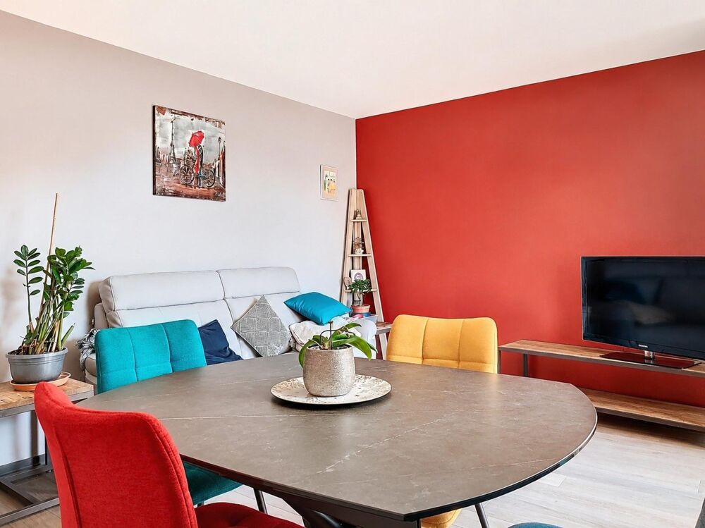 Vente Appartement FONTAINE-LÈS-DIJON - T4, deux balcons et parking en sous-sol Fontaine-les-dijon