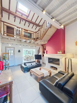  Maison � vendre 10 pi�ces 246 m�