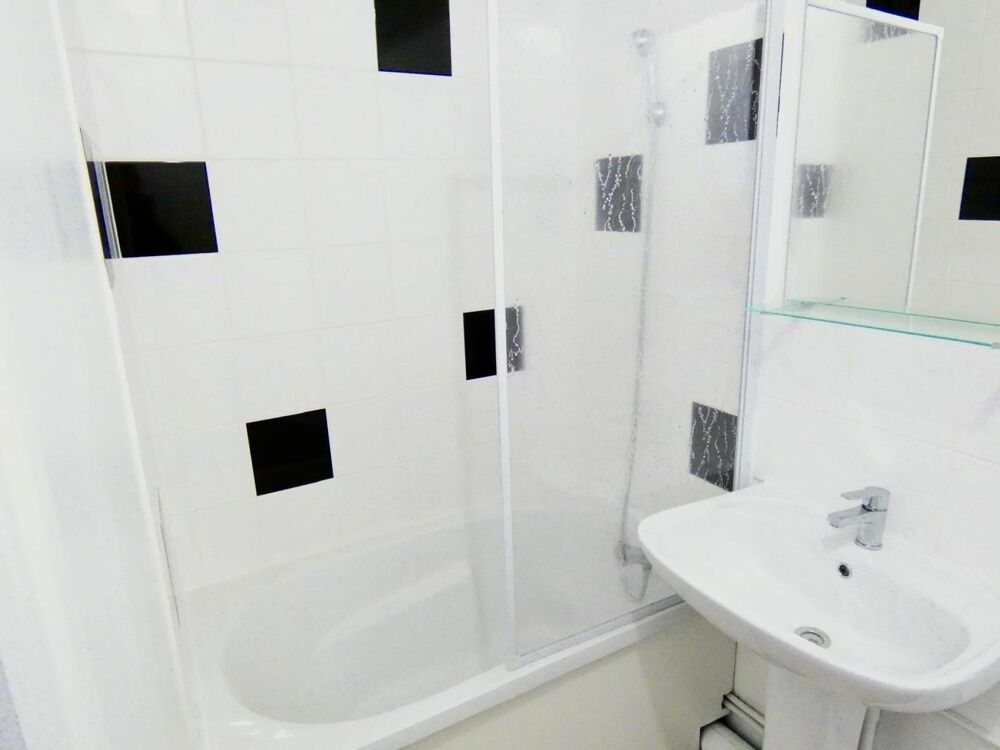 Vente Appartement Immeuble Rénové, rentabilité locative attractive Mantes-la-jolie