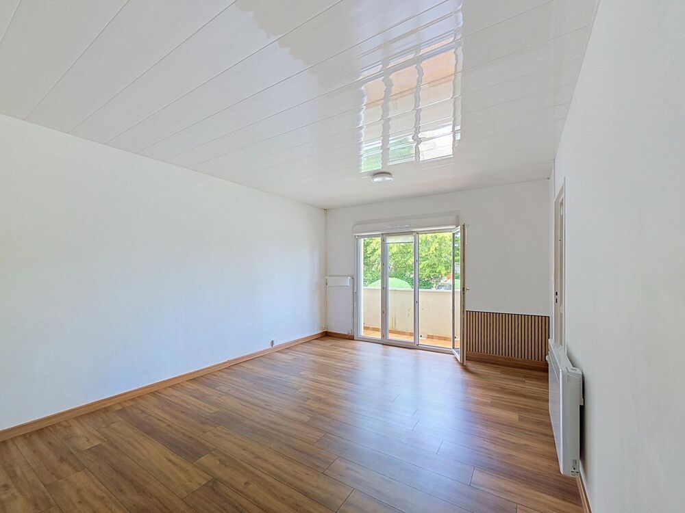 Maison de plain-pied avec sous-sol complet  Quartier Europe  Saint-Quentin