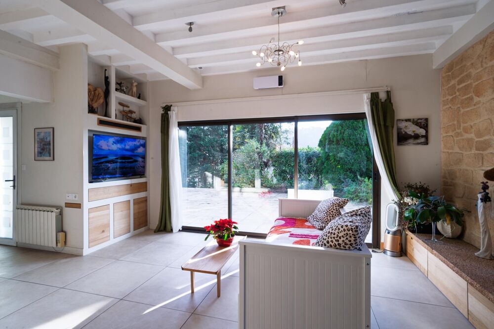 � vendre  Maison Collonges-au-Mont-d'Or (69660)