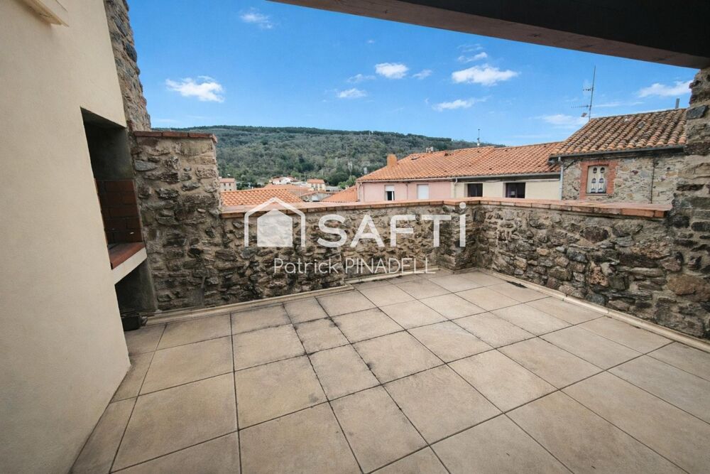 Maison d'habitation 3 faces, 2 chambres, garage, terrasse