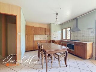 Vente Maison Challonges – Maison et appartement indépendant sur 2,1 hectares de terrain Challonges