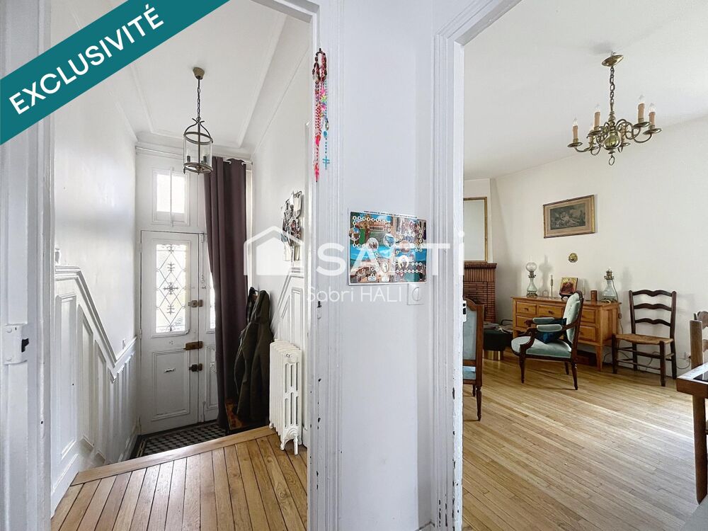Vente Maison Maison - Courbevoie République - 3 chambres  Charme de l'ancien, Cheminée, grand Garage, triple éxposition. Courbevoie