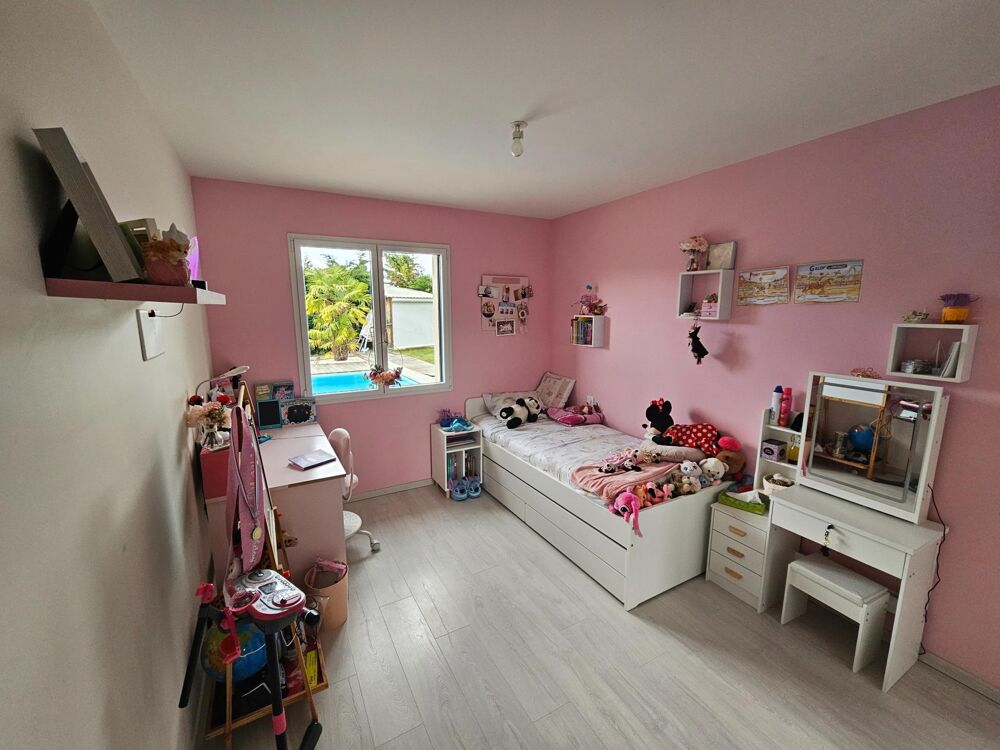 Vente Maison Maison récente  de plain pied 165 m² Saint Remy en rollat Saint-remy-en-rollat