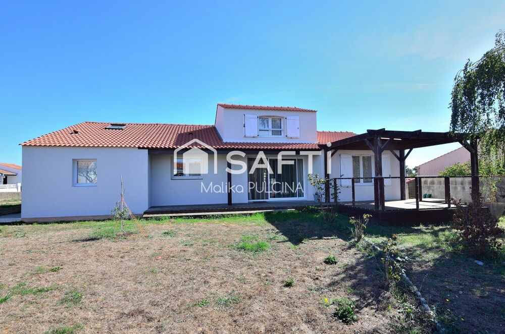 Vente Maison Une maison familiale qui sort de l'ordinaire Saint-mathurin