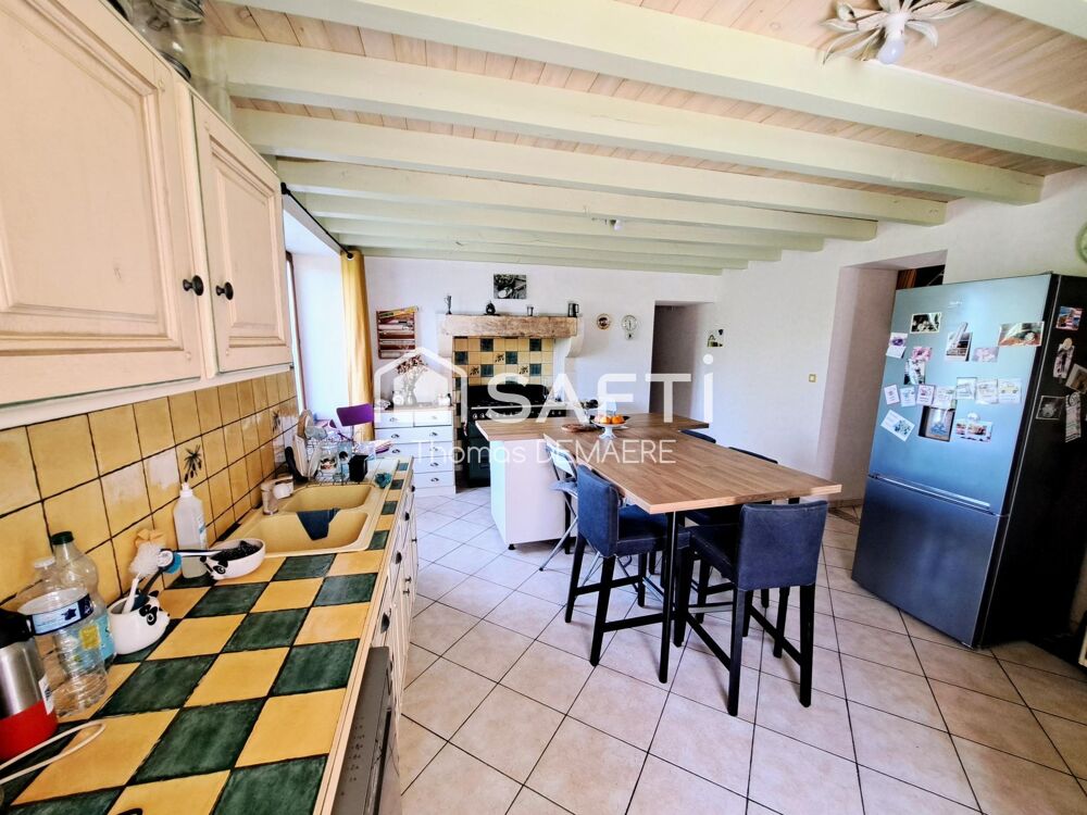 Superbe maison familiale cinq chambres à 5mn de Jonzac