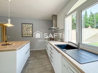  Maison � vendre 8 pi�ces 208 m�