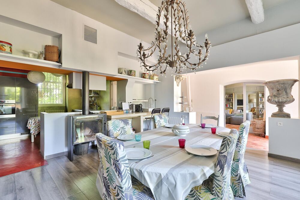 Vente Maison A DECOUVRIR EN EXCLUSIVITE, VERITABLE COUP DE COEUR POUR CE MAS PROVENCAL DU 18 EME SIECLE SITUE A ENTRAIGUES SUR LA SORGUE Entraigues-sur-la-sorgue