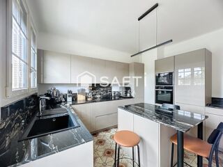  Maison � vendre 6 pi�ces 300 m�