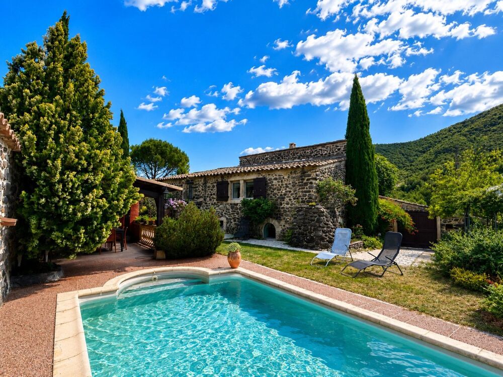 Vente Maison Charme authentique et caractère pour cette magnifique ferme ardéchoise Saint-martin-sur-lavezon